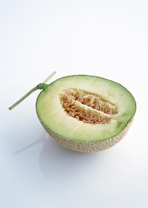 大阪・難波の絶品海鮮居酒屋！磯丸水産 なんば南海通り店の魅力と詳細情報